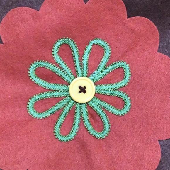 Chair back covers OWL with a matching pillow. - Picture 5 of 7